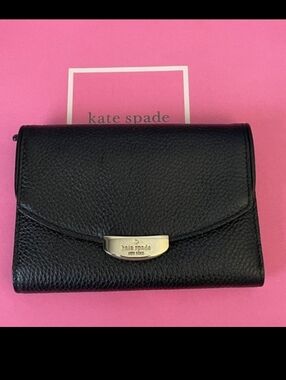 GUC kate spade Black Callie Mulberry Street Pebble Leather Trifold Wallet
